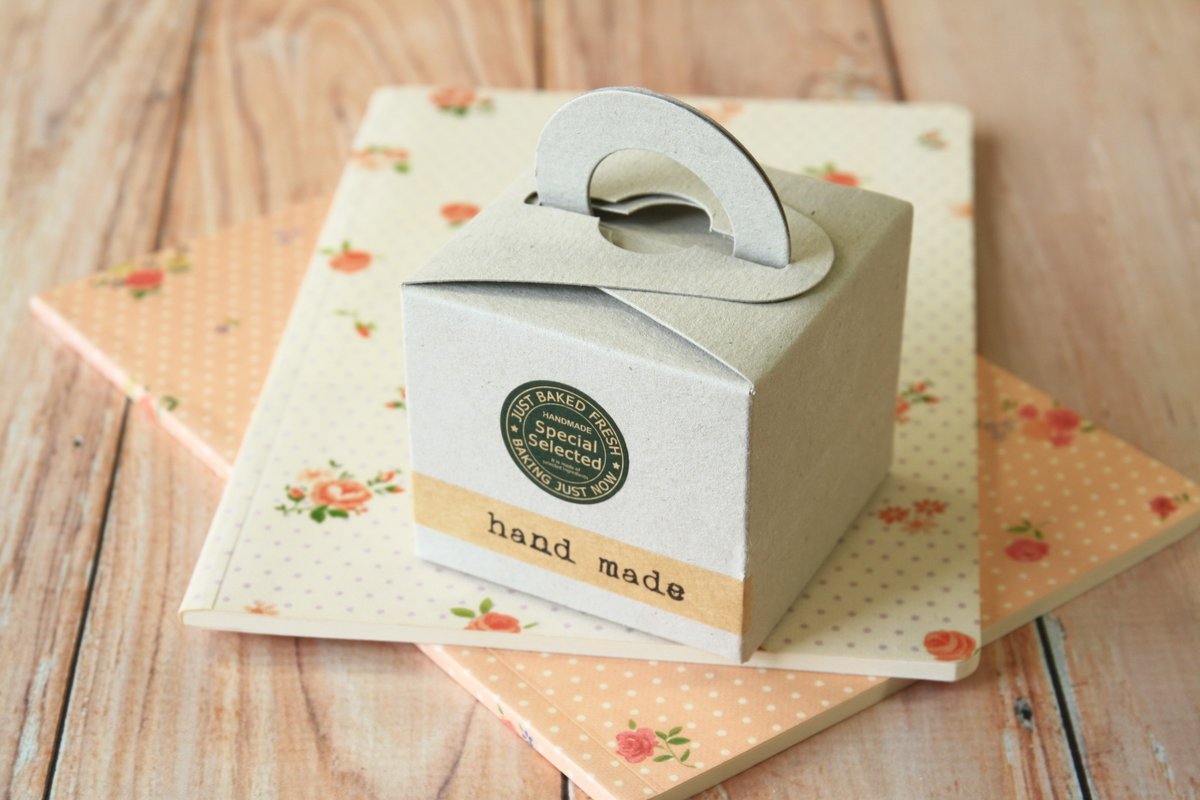 lemoncatshop's tweet image. Don't miss these lovely recycled Chipboard Grey DIY Square Favour boxes - almost gone!
lemoncatshop.com/packaging
#diy #wedding #favourboxes #giftbox #packaging #countrystyle