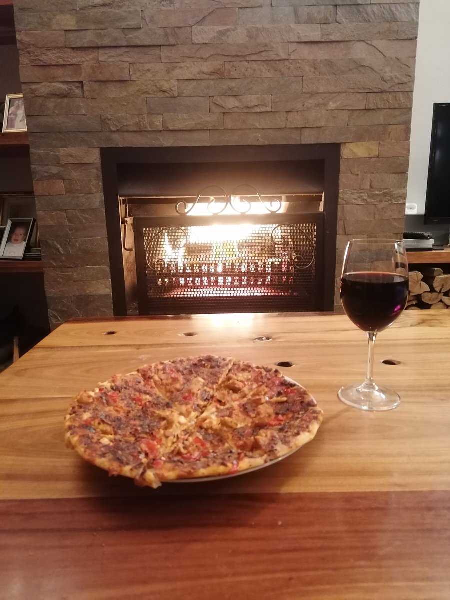 WezoV2's tweet photo. #FridayNightDoneRight https://t.co/rv96zX2Bb9