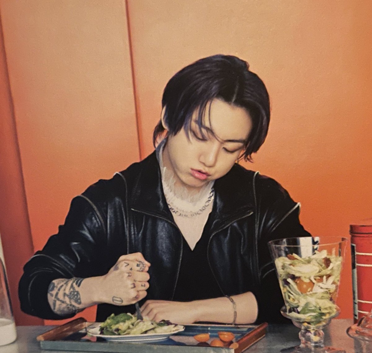 jjk pics✨ tweet media