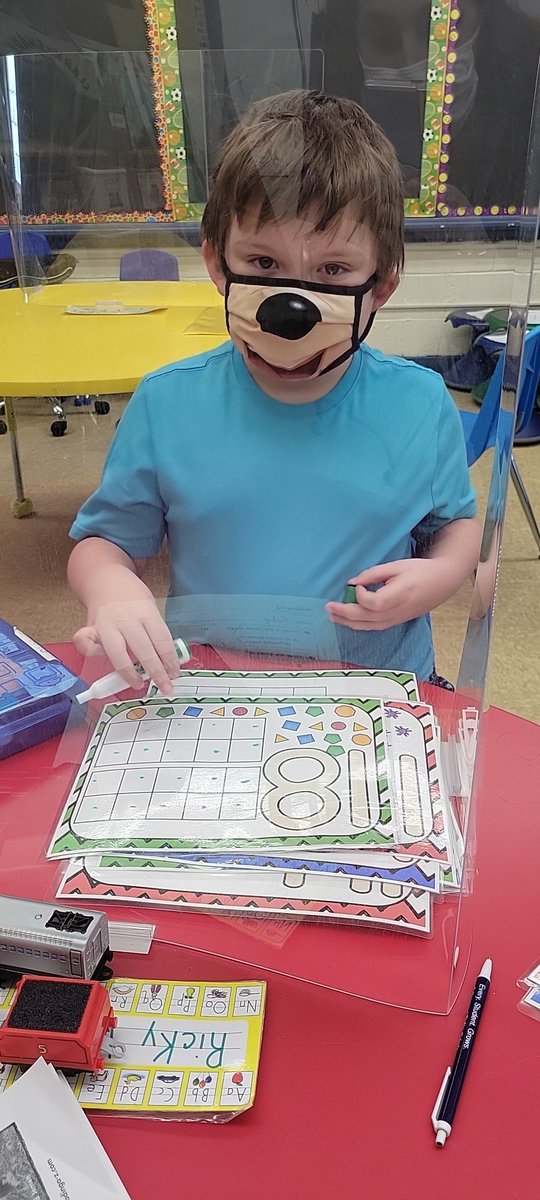 Ms.Earley tweet media