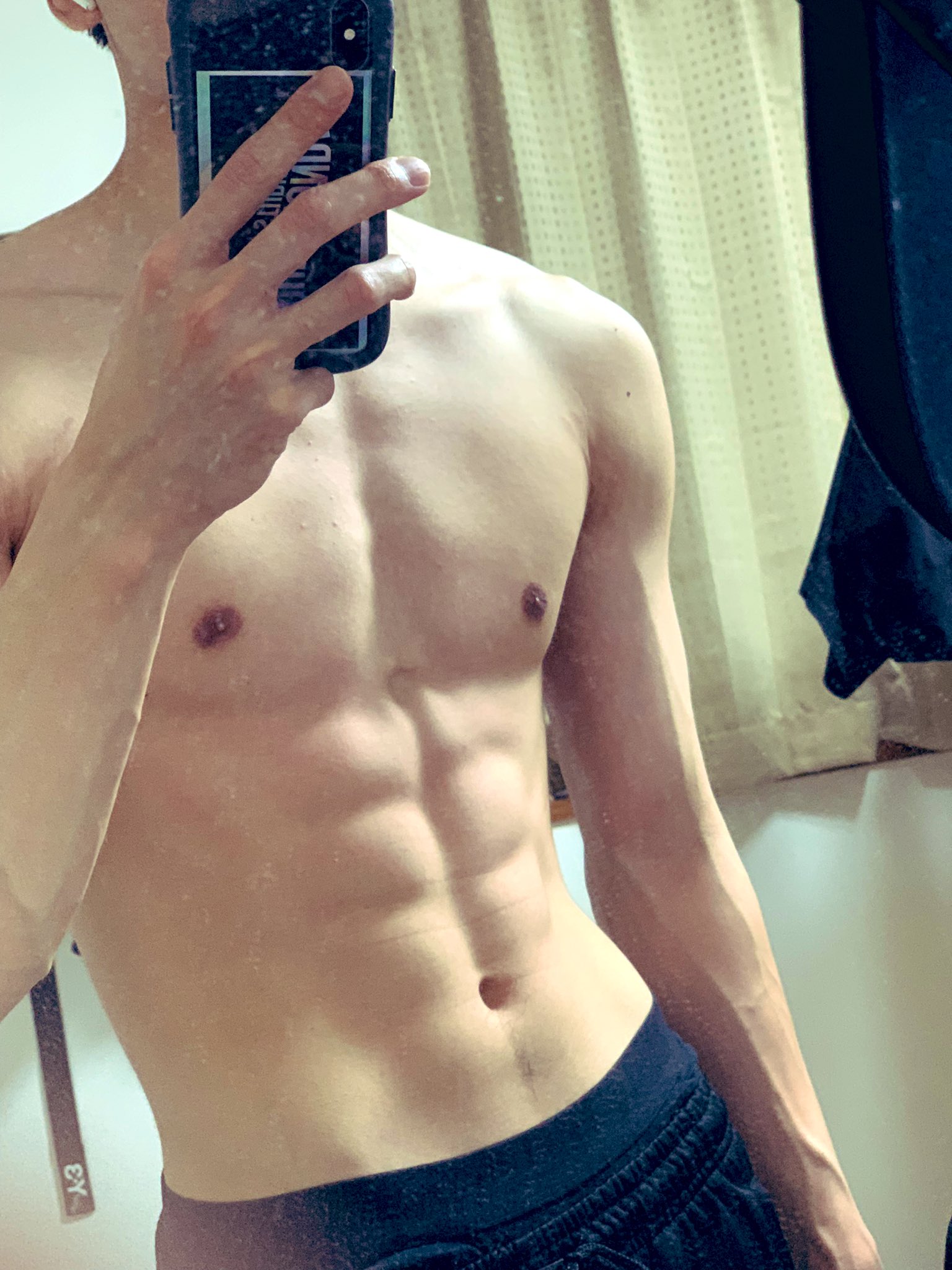 K 腹と腕盛れてるのに鏡汚い奴 筋曜日 筋トレ好きと繋がりたい 筋トレ垢さんと繋がりたい 筋トレ男子 腹筋 筋トレ教 T Co Kcap3ntmoh Twitter