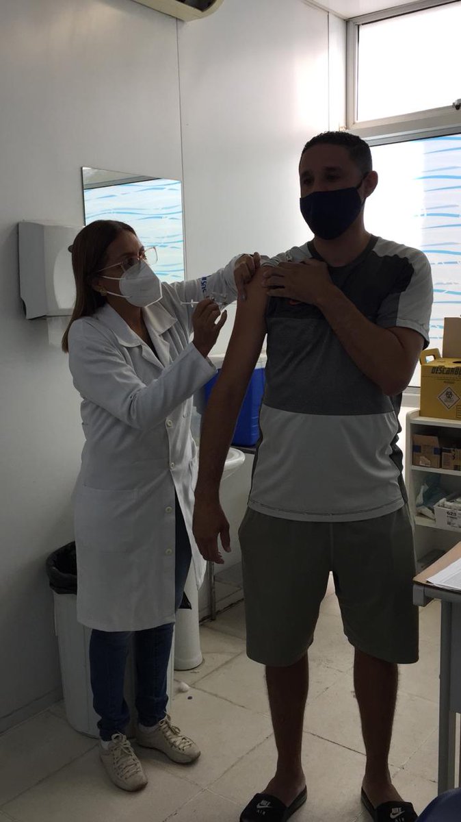 CFFiorelloRaymu's tweet photo. #vacinaparatodos
#vacinasim https://t.co/hxIBAkV3ia
