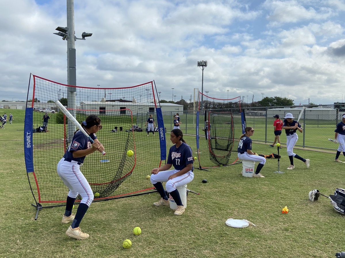 14_national's tweet photo. Great start at the TFL Championship in Plano, TX. Won both games yesterday and first game is 9:45am today. Watch us in person or on AGL. 
#bBlaze #bGreat #bCommitted #bStrong #BlazeON https://t.co/EA97Hxdmqg
