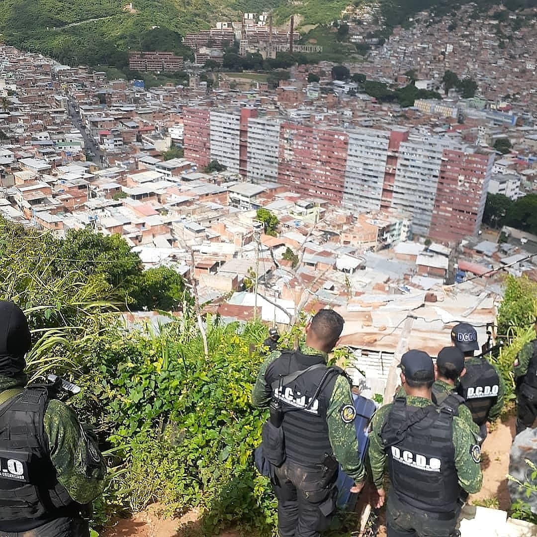 Deletachira's tweet image. Los cuerpos de seguridad del estado continúan en la lucha.
instagram.com/p/CRG-suMrtd7/…