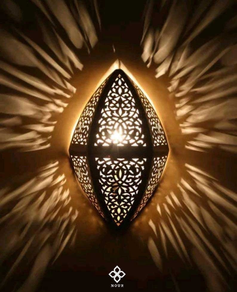 Moroccan Wall Lights Lamp - Handcrafted Copper & Brass Sconce
etsy.me/3jXlKgF

#entryway #artdeco #metal #moroccanwalllamp #wallsconces #walldecor #handcraftedcoppersconce #handcraftedlamp #walllampshades