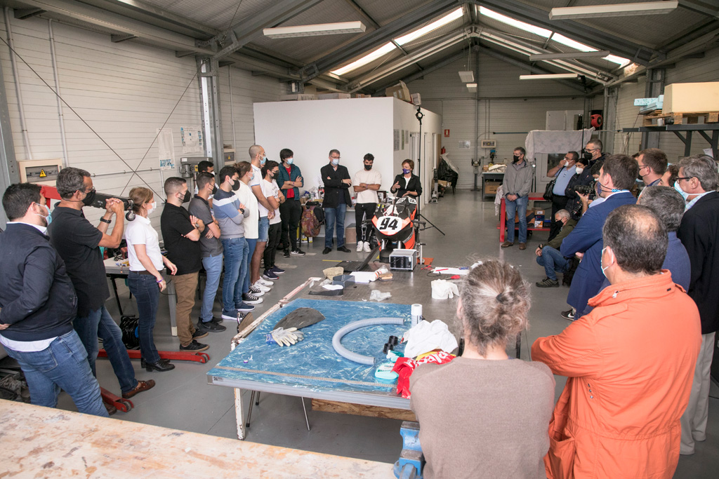 ULL's tweet photo. 🏍 La Universidad de La Laguna, lista para participar en MotoStudent con el prototipo creado por estudiantes de Ingeniería Industrial

➡ https://t.co/fBa6Iln9r4 https://t.co/Y41I1HScFF