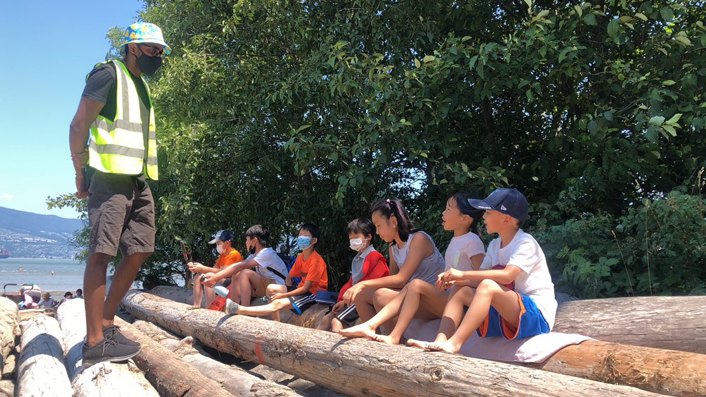 igeneducation's tweet photo. Exploring Spanish Banks! 🏖☀️🌊

#outdoorlearning #explorebc #explore #outdooreducation #gooutandplay #playoutside https://t.co/1gX0sGEmCe