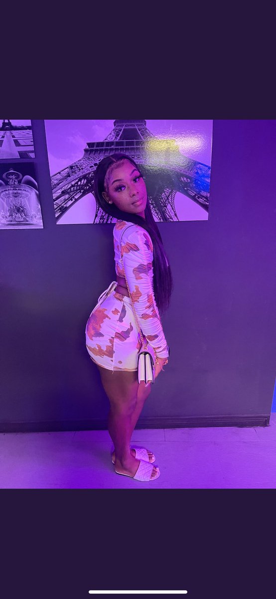 25Txsu's tweet photo. #WhosWhoAtTXSU 
-My name is Jadaya 
-I’m from Michigan but raised in Houston 
-I’m majoring in interdisciplinary studies 
-I dance &amp; I’m fun to be around , follow me on Instagram @jadayaa__ https://t.co/hjlGYlEPIk