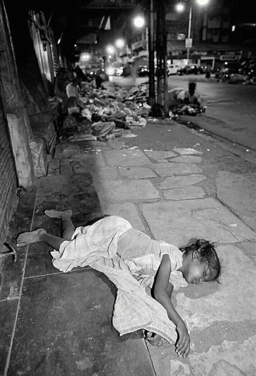 LuizCarvalho21's tweet photo. Dedico esta foto a todos os Políticos que recebem Auxilio Moradia. https://t.co/jM94WEX9xi