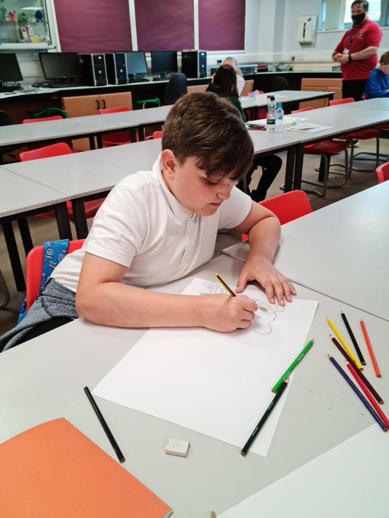 HildsTransition's tweet photo. Graffiti art with Year 6 https://t.co/JK1gNwjNLA