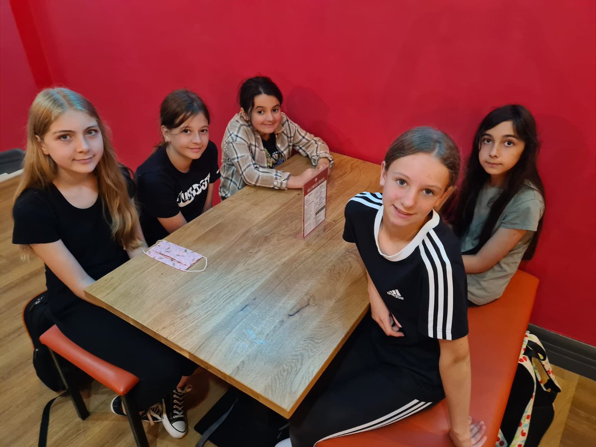 St_Caths_Orione's tweet photo. Time for food! #StCathsActivitiesWeek @SCOS_Bakhita https://t.co/68Z3fIixCi