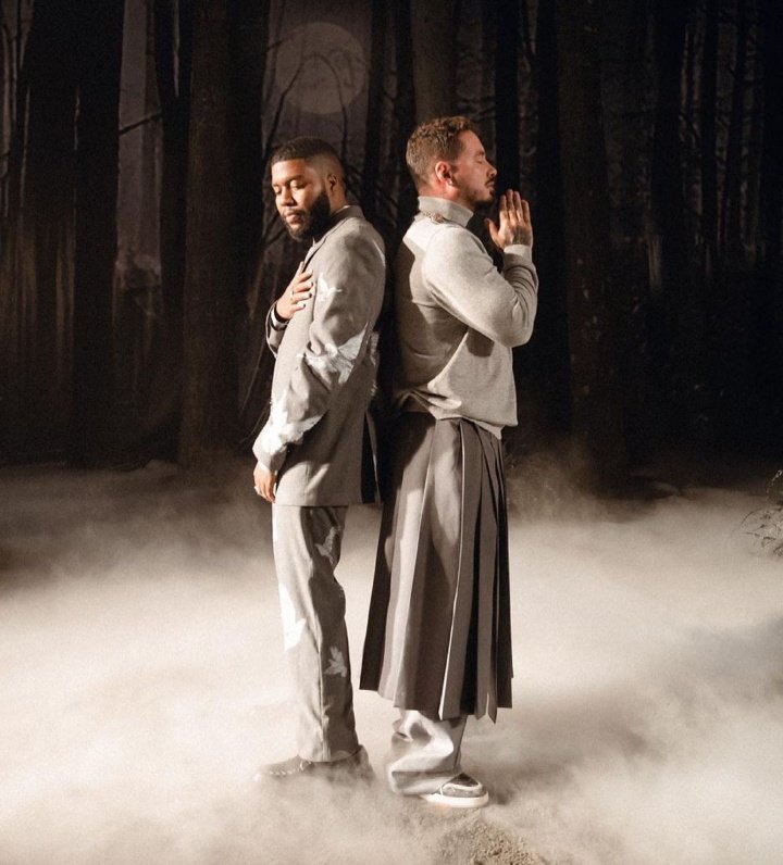 chartkhalid's tweet image. .@JBALVIN &amp;amp; @thegreatkhalid’s “Otra Noche Sin Ti” reaches a new peak of #1 on the Billboard “Latin Airplay” and “Latin Rhythm Airplay” this week.