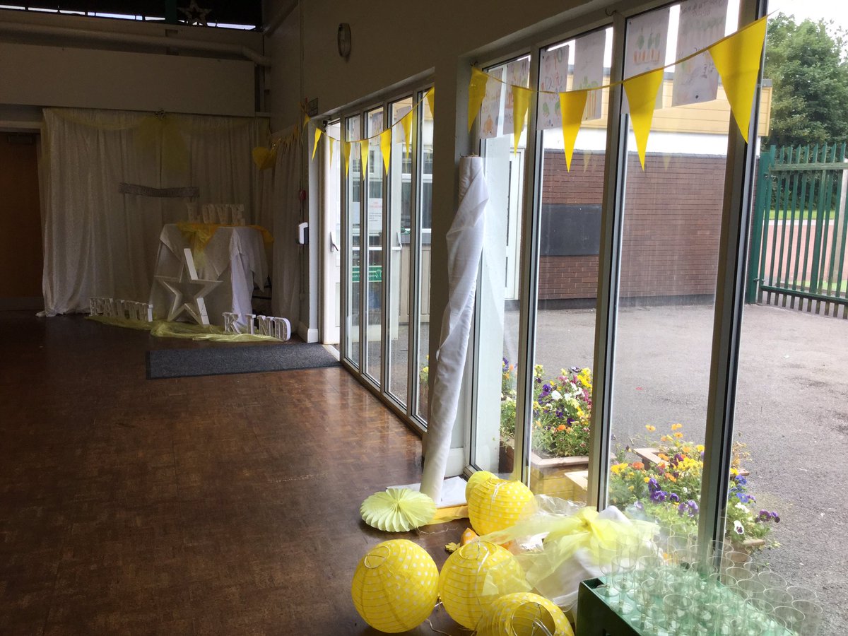 Part one completed by my interior team this pm.❤️
Thank you so much! Can't wait to celebrate with our First Holy Communicants on Sunday. Please pray for our second group of children who are with us at Mass at 6pm tonight with their families, Mrs P❤️