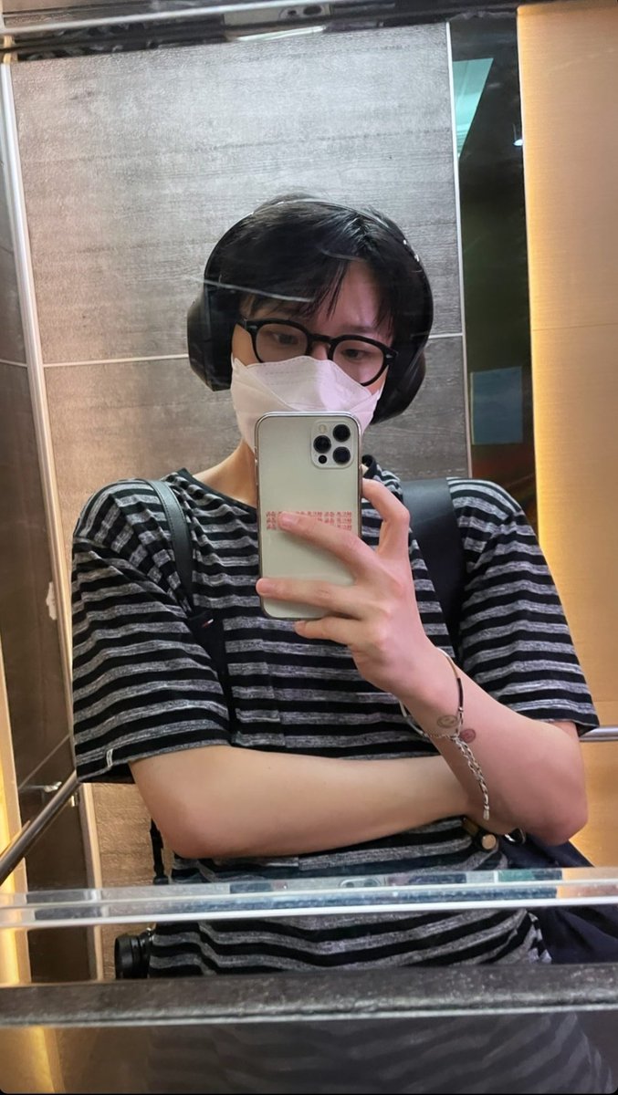 ss9696z's tweet photo. 3rd member https://t.co/1DWL6QYJRZ