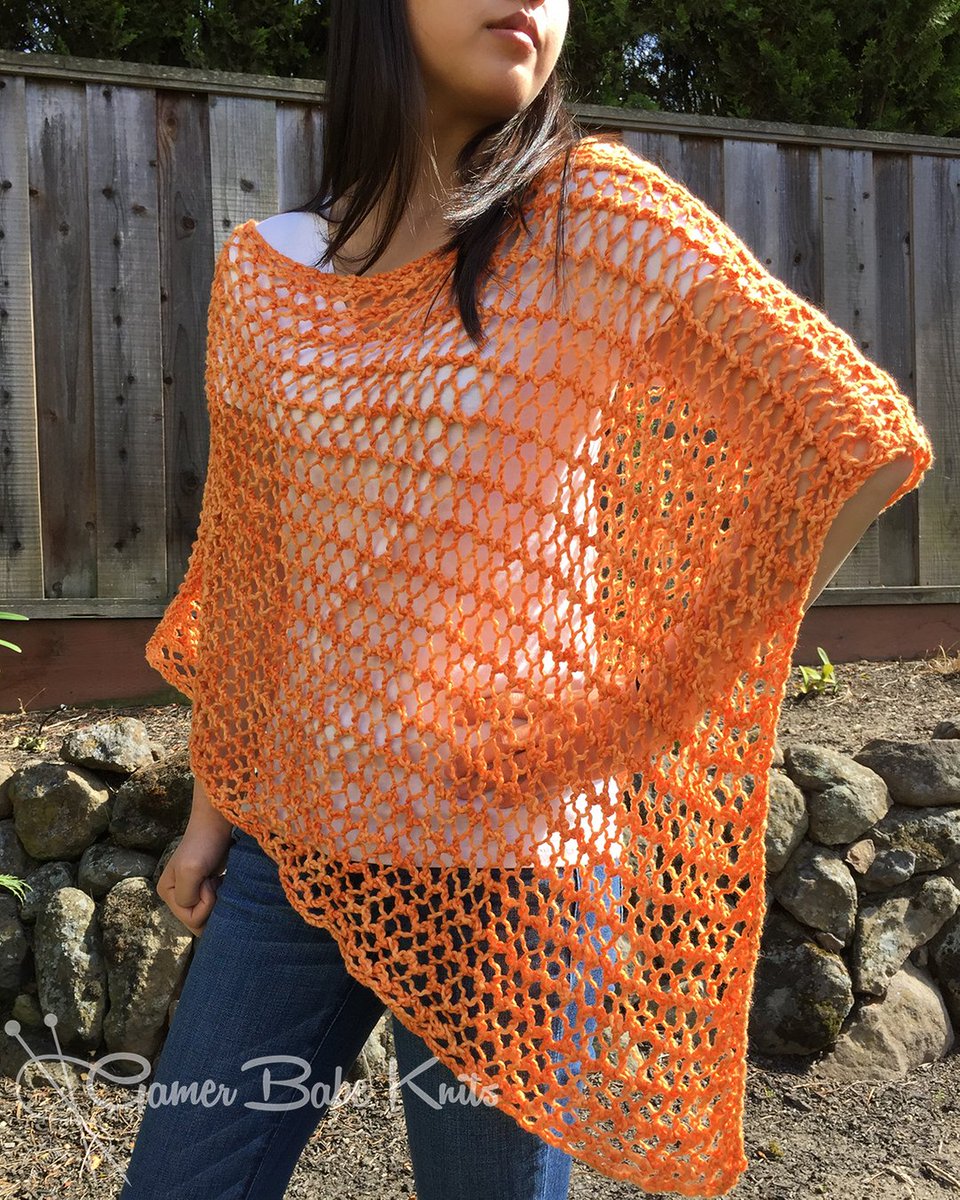 GamerBabeDesign's tweet image. It's #OrangeFriday! #PonchoNaranja is one of my earliest designs. I made up this pattern when I bought some #OrangeYarn eons ago, thought, "Ooh, this would make a fun poncho," and cast on. Poncho Naranja is available on Ravelry (Gamer Babe Knits) and Etsy (Gamer Babe Designs).