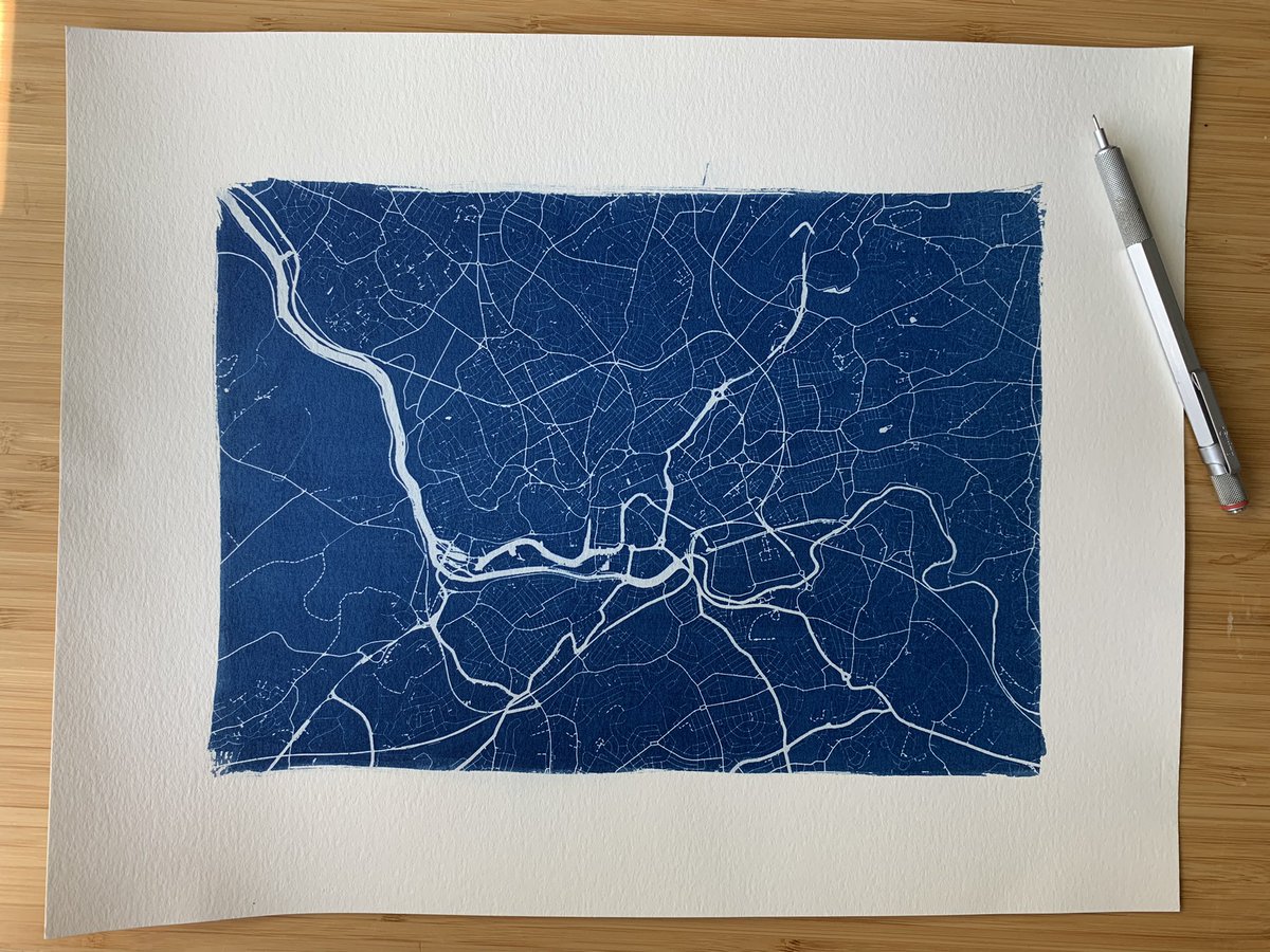 steveattewell's tweet image. 1/2 Today’s Cyanotype print map is Bristol. Again it uses Ordnance Survey free Open Zoomstack data that I’ve styled to be suitable for this type of bringing process. #osdeveloper