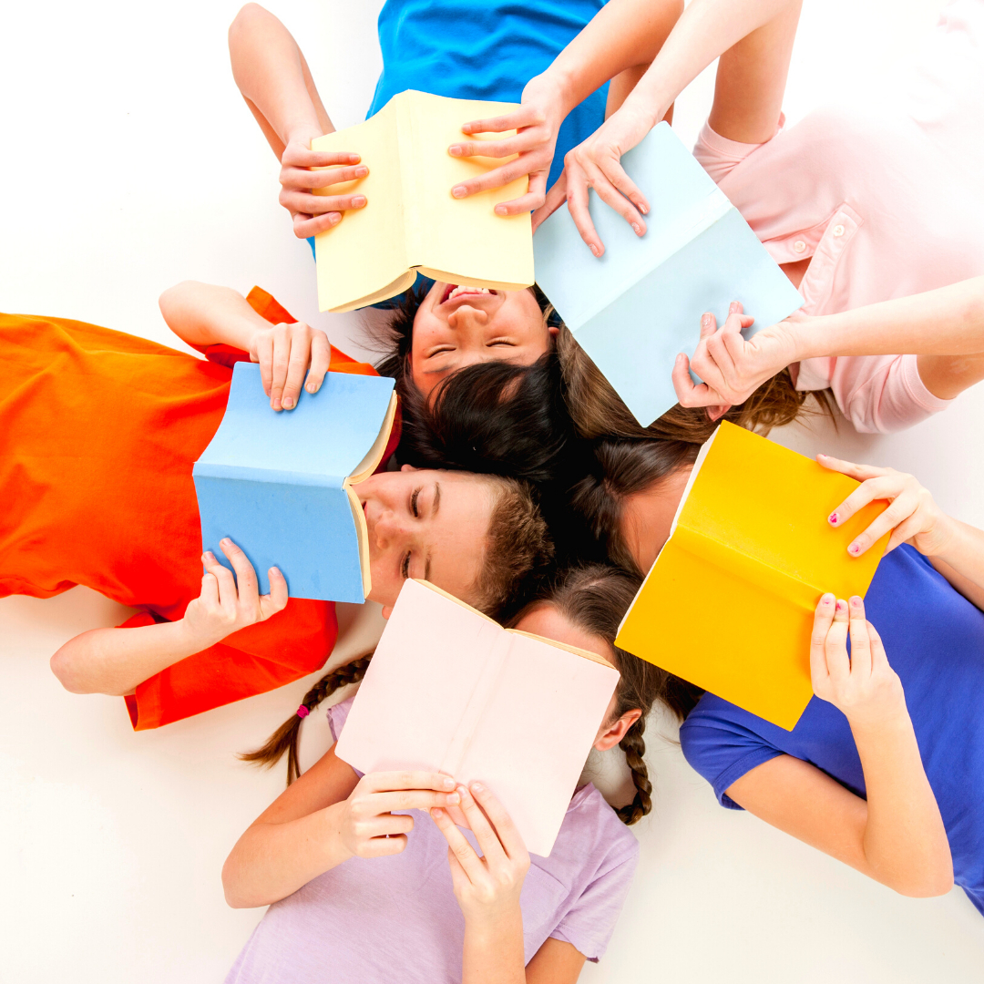 ElliotSeries's tweet photo. Today is a great day to crack a good book! 📚 📖 📕 #fridayreads
*
*
*
*
#naturejournal #naturejournaling #naturejournalingwithkids #picturebooks #kidsbookstagram #booksforkids #raisingreaders #childrensbookstagram #childrensliterature https://t.co/VhwWR6Xs5p