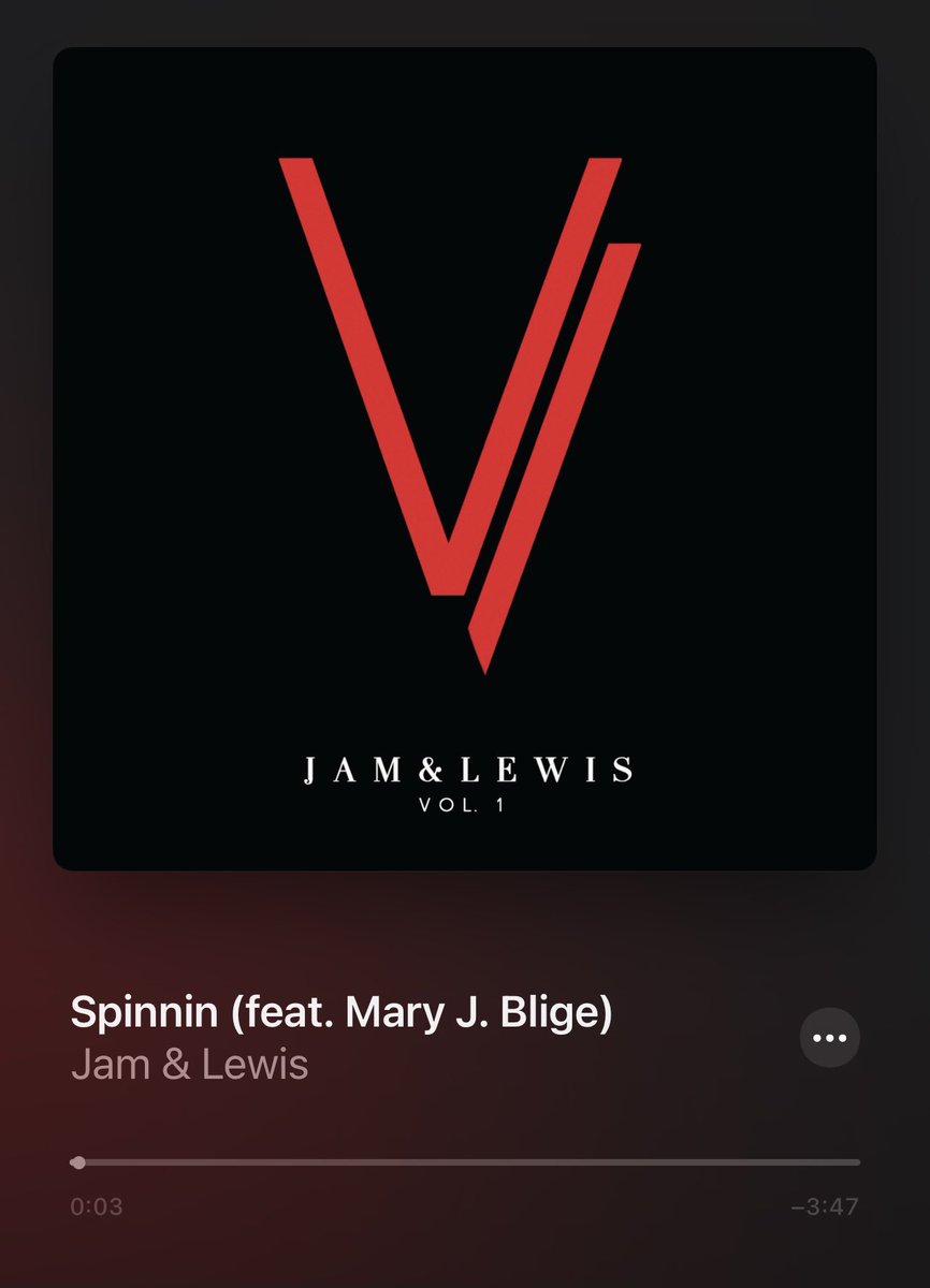 gitbeangreen's tweet image. Them: what u doin?!
Me: Taking my medicine @JamAndLewis @maryjblige @snohaalegra @SaultGlobal getting ready for a great day🙏🏾✨🎧