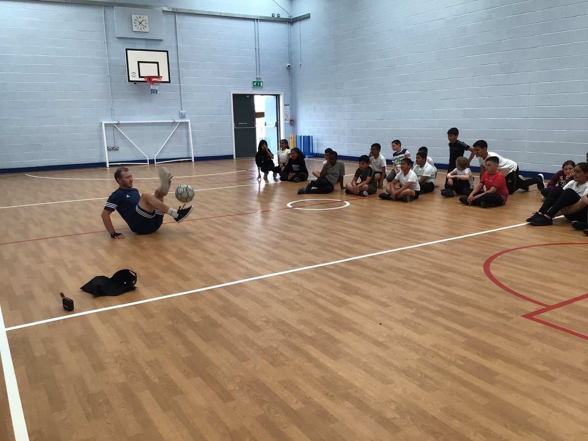 MrSaundersLEPE's tweet photo. @AshFreestyle thanks for a great day today, all the children loved trying out your freestyle skills @LeverEdgePri https://t.co/Ej7mg7gfKQ