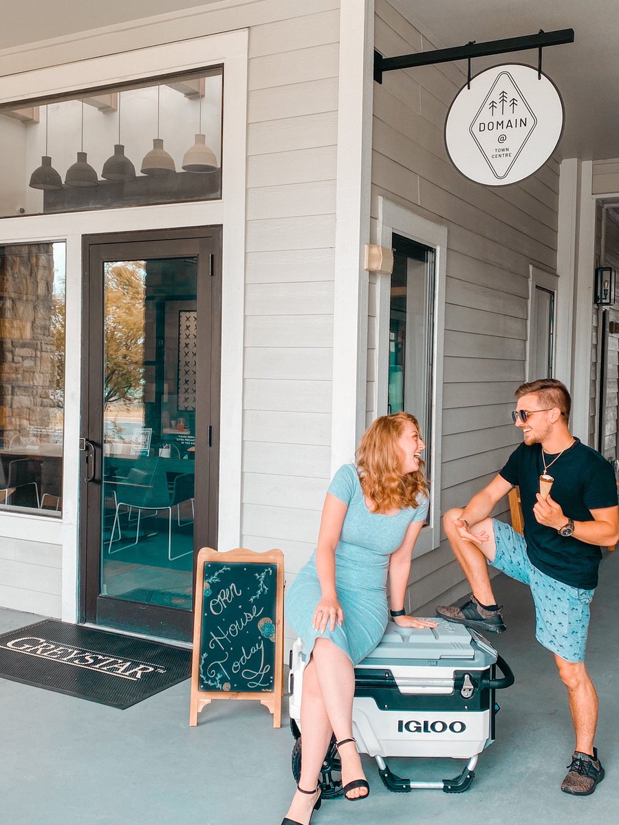 DomainTC's tweet image. Tour to win this Igloo cooler, due to high demand we have extended this giveaway until this Sunday, July 11th! 🥳 

2️⃣0️⃣ tours &amp;amp;  c o u n t i n g, we hope to see you @ Domain’s Open House! 🏡