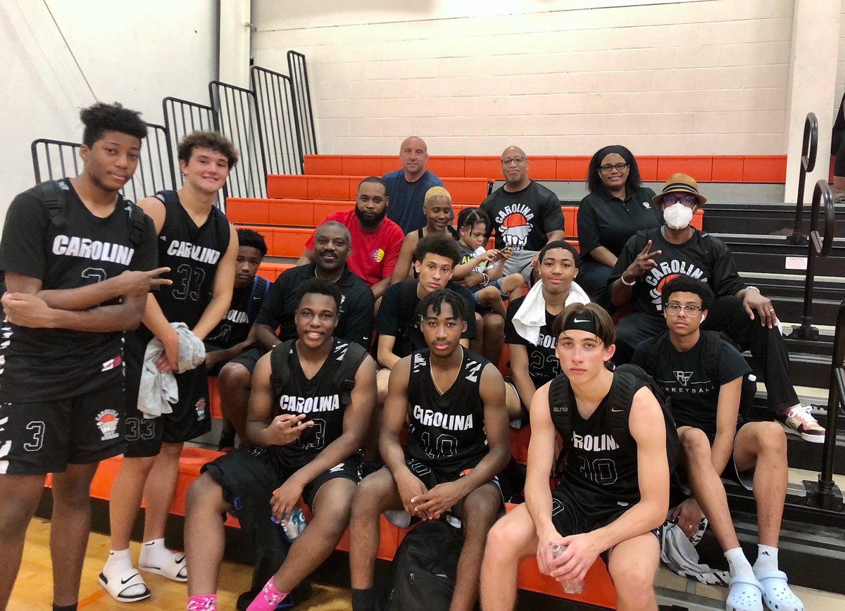 carolinarraau's tweet photo. Game 1 of bracket play in the books. Got the W now on to the next. 

#usbanationals #endgame #focus #stayready #nofear #noexcuses https://t.co/MWjIudoqvv