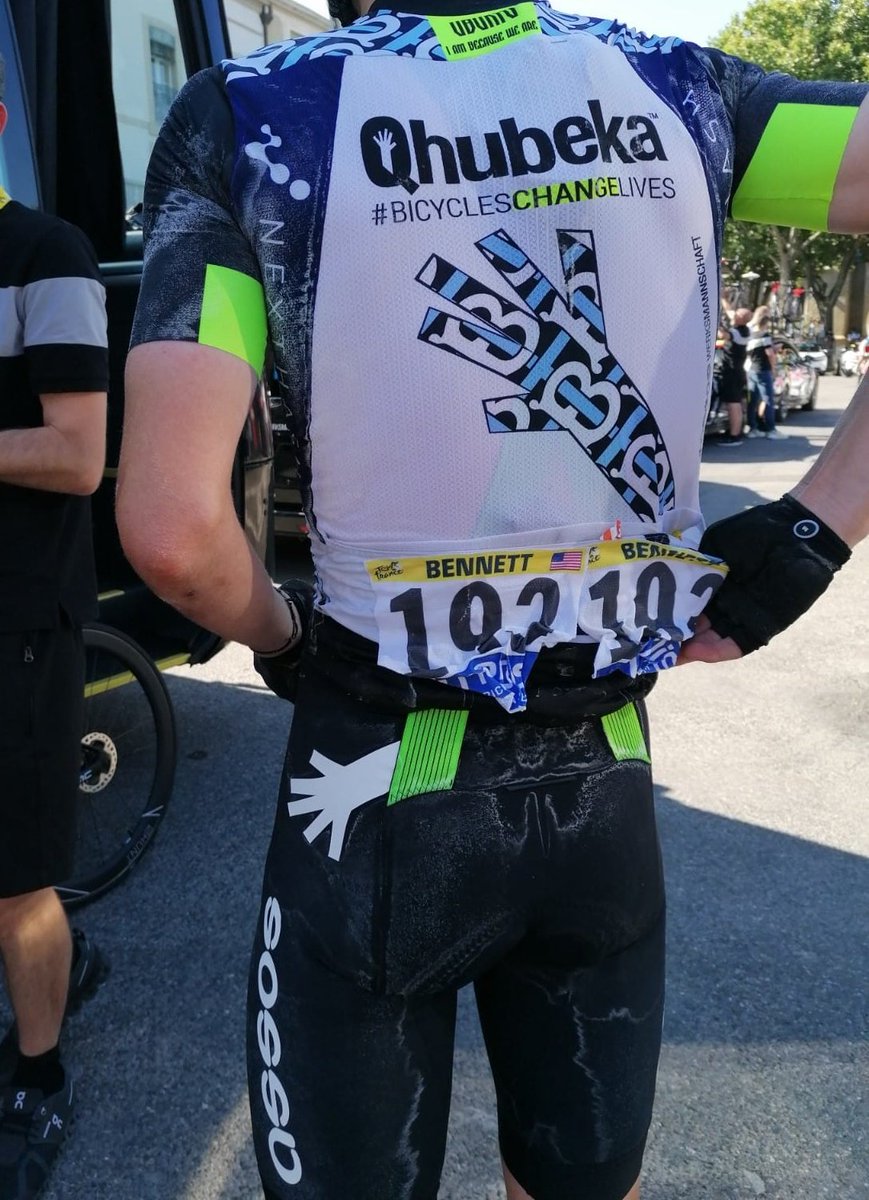 🇫🇷 #TDF2021 

Hot &amp; hard day out in the break <a href="/toseanandbeyond/">Sean Bennett</a>? 🧂🧂🧂

#BicyclesChangeLives 🖐