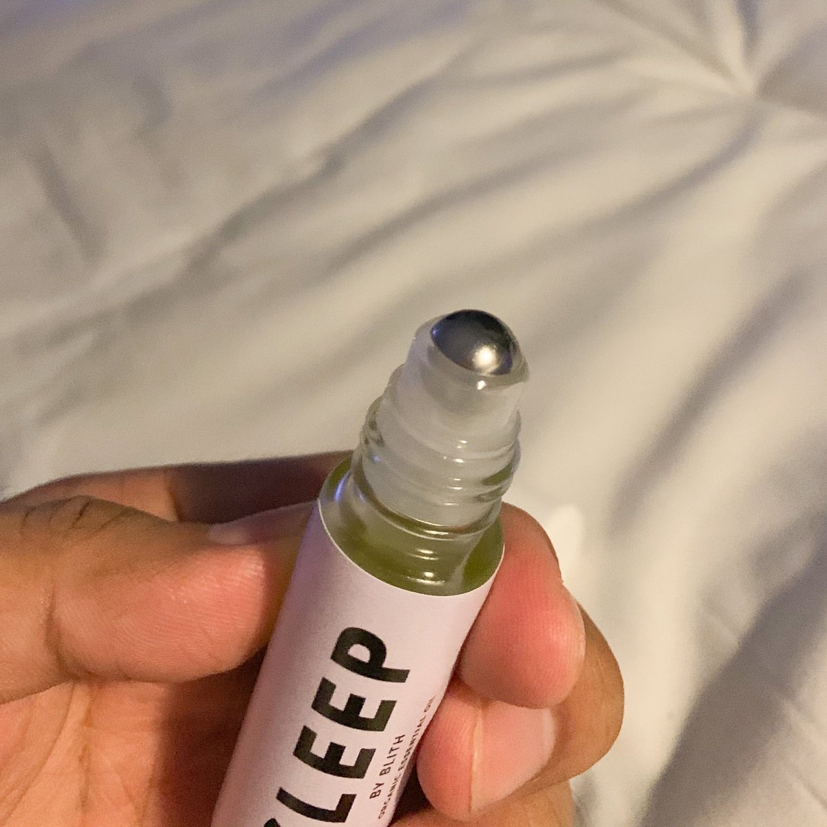 คนนอนหลับยากต้องถูกใจสิ่งนี้ มันโคตรปัง กูทาก่อนนอนทุกคืน นอนหลับสบายฉิบหาย กลิ่นหอมโคตรๆ 𓍼