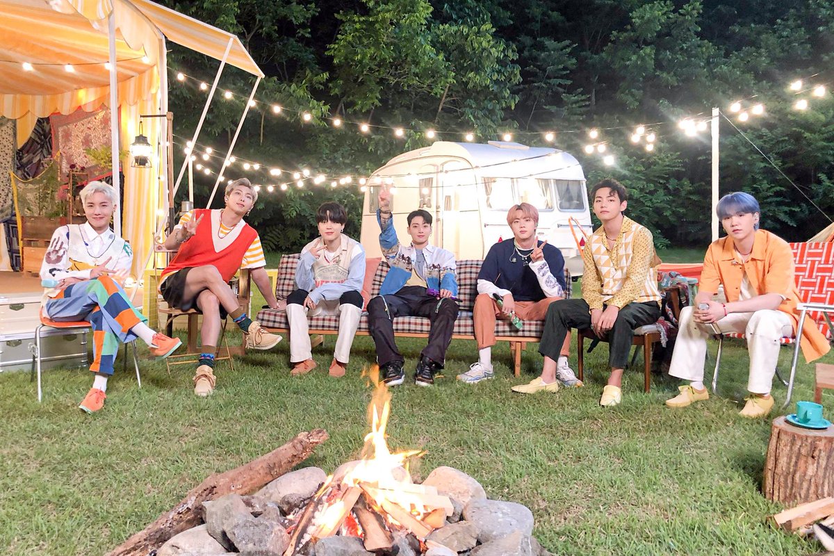 bethasmara's tweet image. New hashtag!  💜💜💜
Am a proud ARMY 

#PermissiontoDance #BTS #방탄소년단 #BTSARMY @BTS_twt #ButterfulGetaway #Got_ARMY_Behind_Us 

#이게무슨일이얌빌보드핫100차트6주연속1위가수BTS #WhatIsHappeningBillboardHot100Chart6ConsecutiveWeeksNo1SingersBTS