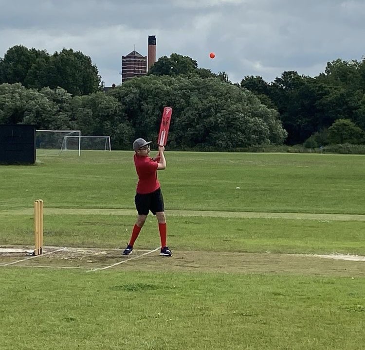 RobertClackPE's tweet photo. Great week at the year 7 and 9 cricket tournaments we hosted this week! Over 50 students playing and enjoying cricket ! Roll on the year 8s next week! #goliketheackers @Woodlands_sch @SydneyRussellPE @CoopersCobornPE thanks to @FordSportsEssex https://t.co/5ES0m3UAET