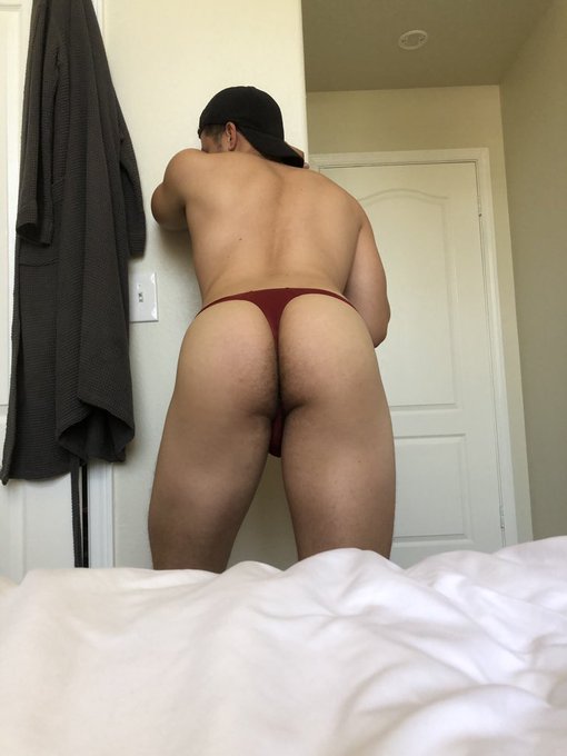 post peloton and yes I only wore the thong https://t.co/YNGc64voSL