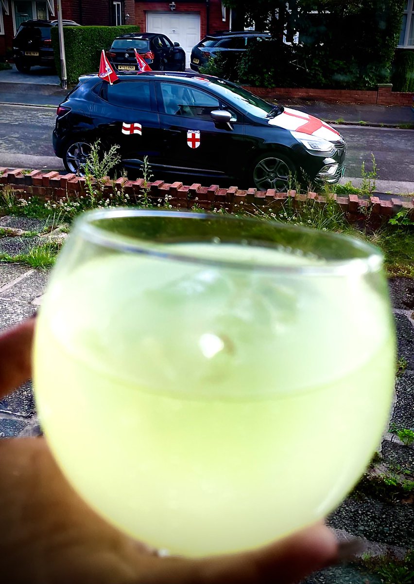 C’mon england 🏴󠁧󠁢󠁥󠁮󠁧󠁿