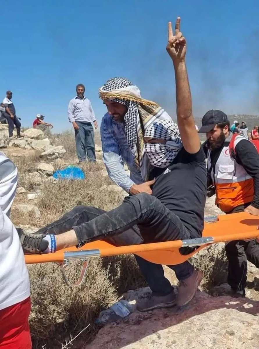 soitiz's tweet photo. 83 injuries among protesters in #Sabih by Israeli forces - https://t.co/35VwpLCtOA on @QudsNen #Palestine https://t.co/yleMeu8Wd5