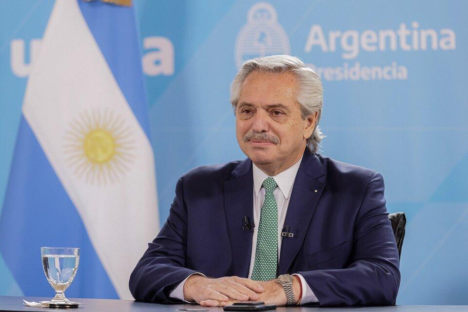 pagina12's tweet photo. "Quiero pedirle disculpas al pueblo de Bolivia " https://t.co/5cyQInPtcY https://t.co/MhHQN9SFql