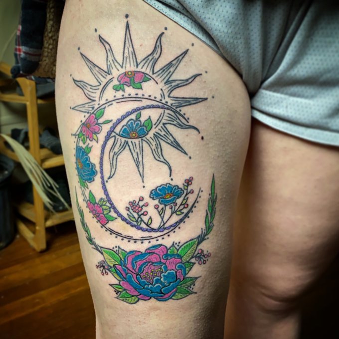 #tattooartist #zar #zarenart #lordzar #girltattoo #colortattoo #thightattoo https://t.co/3QcnuDY3Ou<a href="/tag/tattooartist"class="tags">#tattooartist</a><a href="/tag/zar"class="tags">#zar</a><a href="/tag/zarenart"class="tags">#zarenart</a><a href="/tag/lordzar"class="tags">#lordzar</a><a href="/tag/girltattoo"class="tags">#girltattoo</a><a href="/tag/thightattoo"class="tags"><span>#thightattoo</span></a><a href="/tag/colortattoo"class="tags"><span>#colortattoo</span></a>