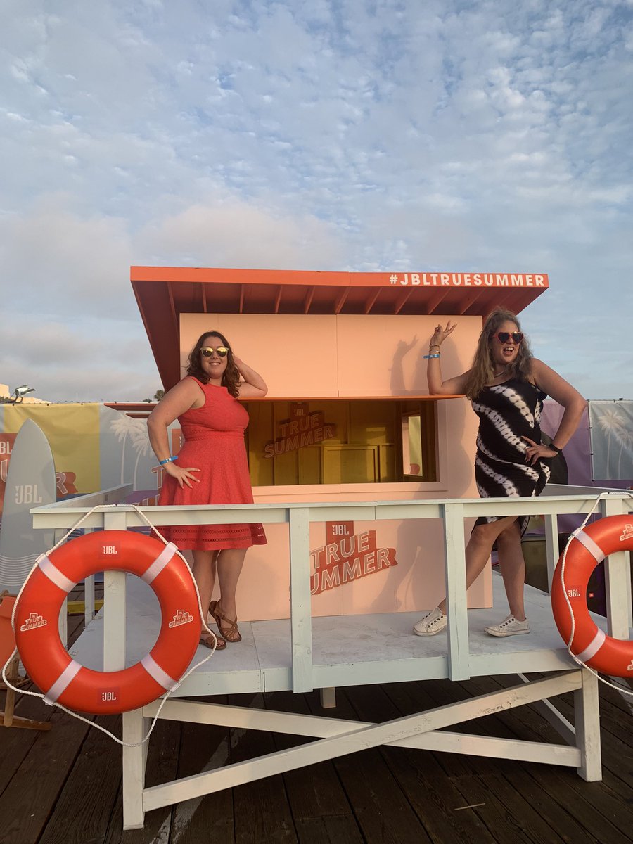 First concert since Covid. 🎶

Thanks to @JBLaudio @BebeRexha @jasonderulo @lizzo @xoxoLizza for an amazing night on the Santa Monica pier! #JBLTrueSummer #LiveMusic #LA #SantaMonica