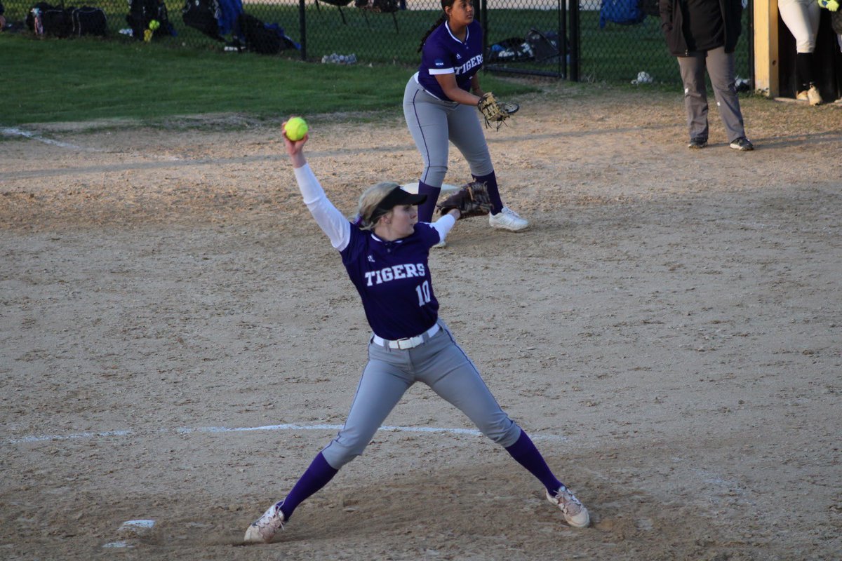 IWTigers's tweet photo. #FactFriday After the 2021 softball season Morgan Christner broke her own record of average strikeouts per game at IW! Christner averaged 10.71 strikeouts per game for the 2021 season! She also ranks second all time for career strikeouts at IW! #WeAreIW https://t.co/otcux34tyd
