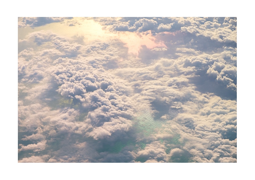 LostinSnaps's tweet photo. 'Above the Clouds'
#clouds #fromplane #aerial #minimal #cloud #plane https://t.co/8iU0UOAQju