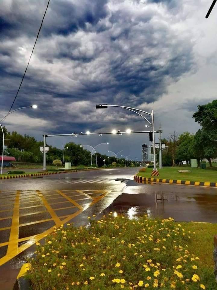 SAUSMF's tweet photo. Guess The City 😍
#Sausmf https://t.co/DLdmePfskA