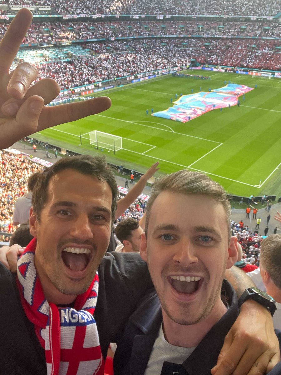 kmtxscience's tweet photo. There is no “Ramenez le coupe à la maison" so we’re hoping - on behalf of our UK team - that maybe... #ItsComingHome this weekend. 🏆

They saw England reach the #Euro2020Final  on Wednesday night and we'd like to remind them: lads, Monday is still a work day. 🍻 https://t.co/9MmcY1W2kh
