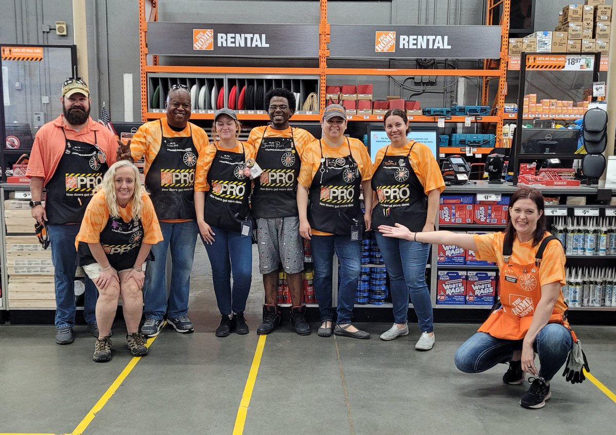 JuliaMaHD's tweet photo. Our Orange blood is showing today at Pro! #THD2216 #D175Pro https://t.co/2R7zDHdKnS