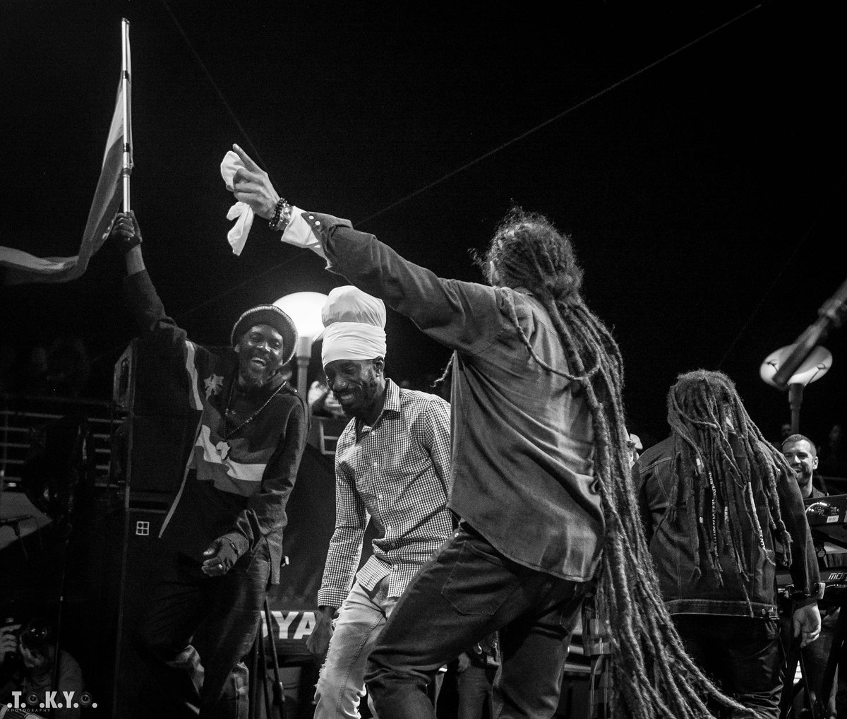 wtjrc's tweet photo. #fbf #Jamrock2017 @SizzlaKalonji @DamianMarley @StephenMarley #FlagmanJudah

📸 @iMTiZZyTOkYO 
#Flashback #Friday #WelcomeToJamrock #Reggae #Cruise #Jamaica #DamianMarley #Sizzla #StephenMarley #JrGong #Ragga #GoodVibes #OneLove #AllInTheSameBoat #Jamrock2022 #WTJRC https://t.co/R2rdYjCBqV