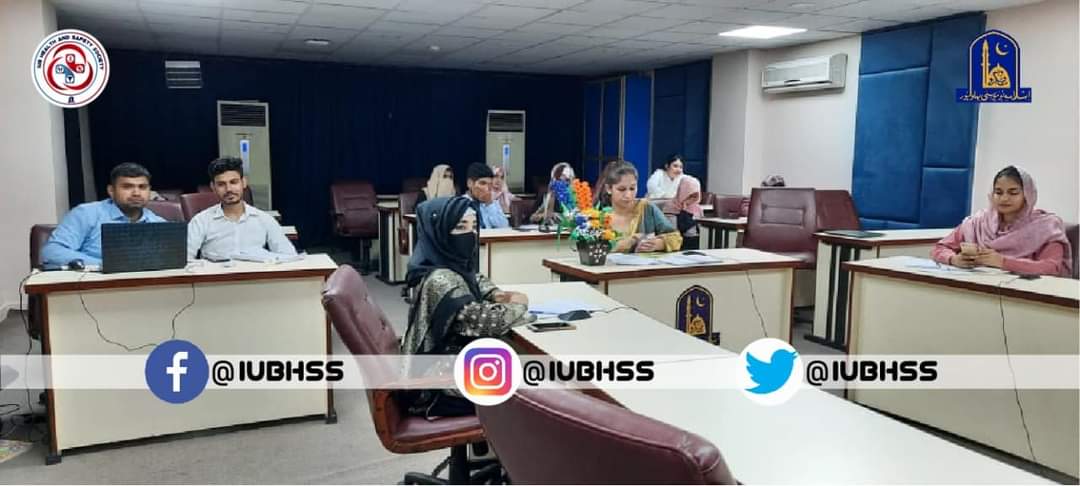 iubhss's tweet photo. |07.07.2021 Glimpses from the Virtual Session/Webinar on "Post Covid Rehabilitation and Mental Well-being" organized by IUB Health and Safety Society (IUBHSS/21) in collaboration with Department of Applied Psychology, IUB.
#SDGs #mentalhealthandcovid #IUBHSS #iubb https://t.co/QCpbHJ8y1u