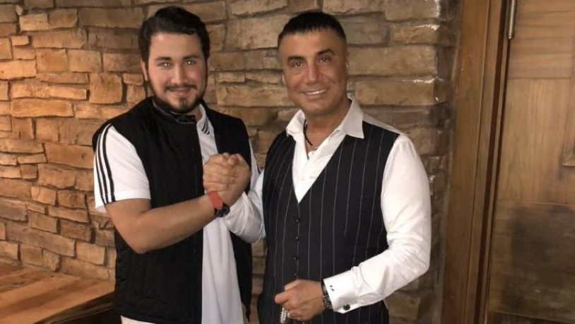 Gercek Gundem On Twitter Sedat Peker In Isaret Ettigi Ahmet Onay Dan Jet Aciklama Peker In Bahsettigi Kisilerle Https T Co Uzgcv951s2