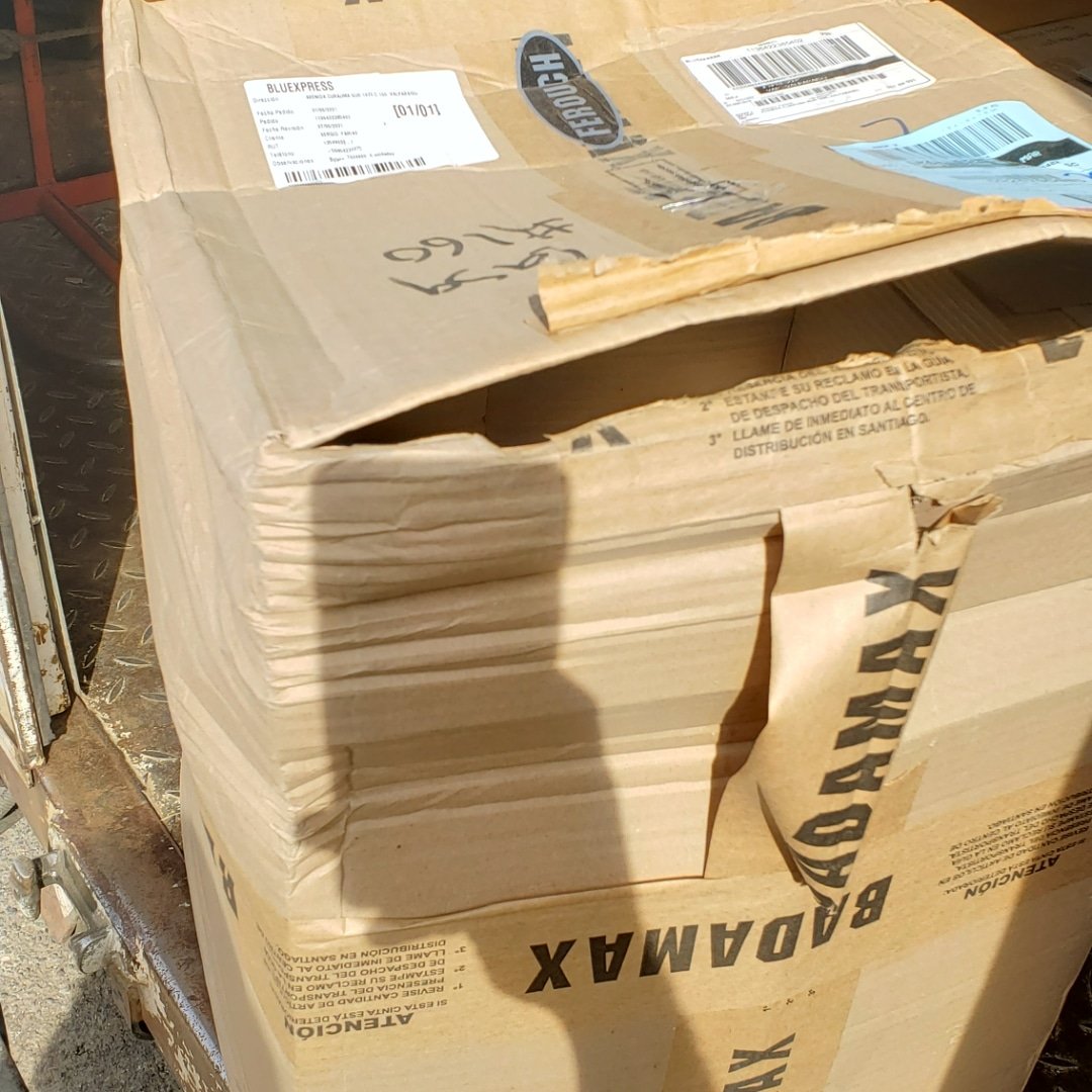serfarias30's tweet photo. Sres de Ferouch el 01/06/21 hice una compra en su pagina estamos a 09/07/21 y aun no me llega mis productos. Usaron blueexpress y esa empresa tiene los peores comentarios de usuarios y aun estoy sin mis productos, llamo a su call center y nadie se hace responsable #ferouch #TVN24 https://t.co/XiE6qwJi3f