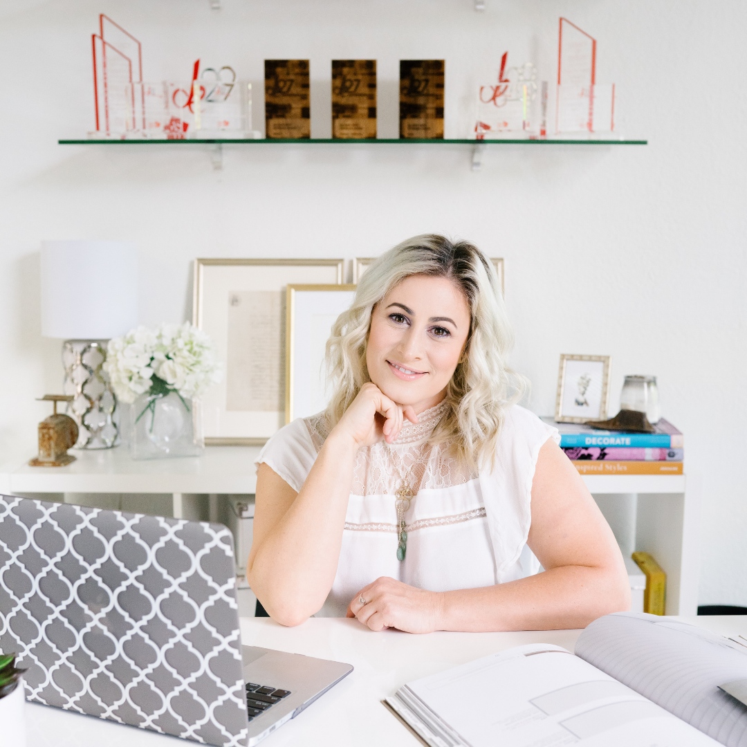 AllisonJaffeID's tweet image. It lights me up to walk into someone's home and have the opportunity to point out all of the potential that lives there.
-
The world has changed since I started in interior design 11 years ago and one side effect of that change is more time in our homes.
-
One thing I love be...