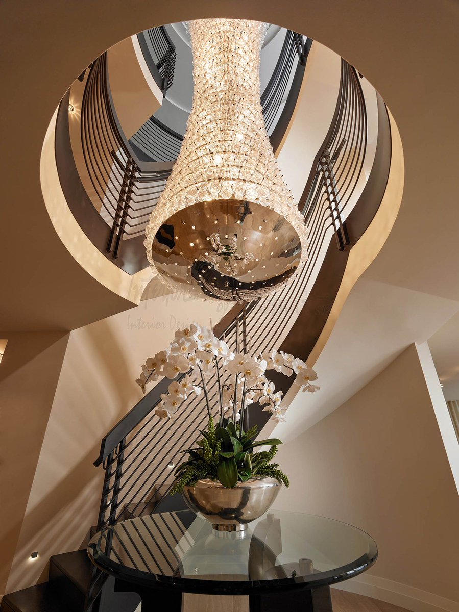 Bloom_Lighting's tweet photo. #FlashbackFriday- It extends over 15’ in length from the 3rd floor of the penthouse to the main floor.
.
.
.
#hospitalitylightingdesign #hospitalitydesignlighting #hospitalitylighting #interiordesign #interiordecorating #lightingroom #interiormagazine #stunninglights https://t.co/JvX29xzvqN