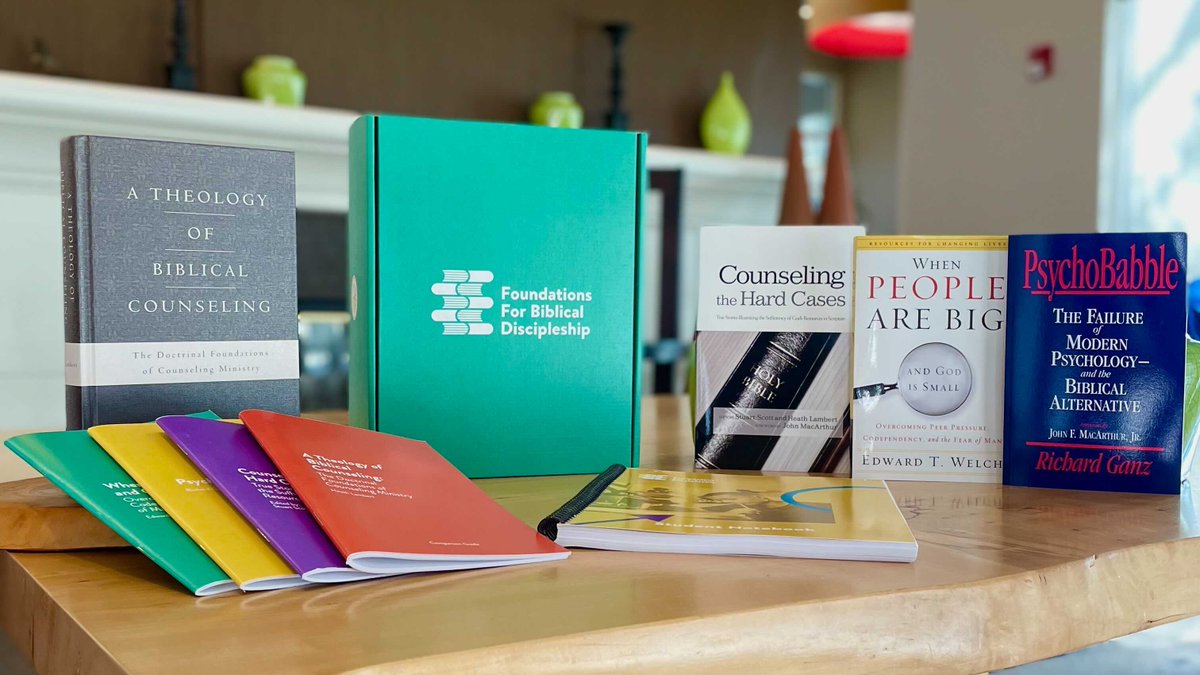 acbc's tweet image. Exciting news! Our curriculum for high school students is now available. We are exhibiting at the Texas Homeschool Convention this weekend. If you are nearby come visit us! ow.ly/XYKh50FsMW7