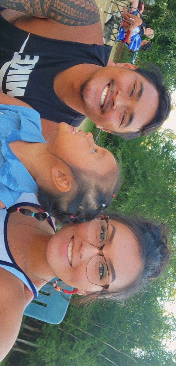 sarahclinee's tweet photo. Thankful for a brother who invites me to see my niece and nephew 😭🥴
@andysam05 you da best.
Also. Looook at the way she looks at her dad😭😭😭 sorry @emmaleighjune she might not be all mama's girl😂🤷🏽‍♀️ https://t.co/bQgCx8oigJ