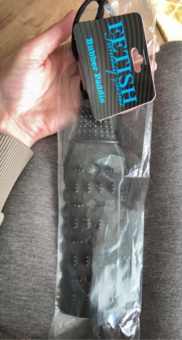 Oh no. This is not the deliveries I love😂😂❤️ https://t.co/hH2OOn6FkH<a href="/tag/realloyalfans"class="tags"><span>#realloyalfans</span></a>