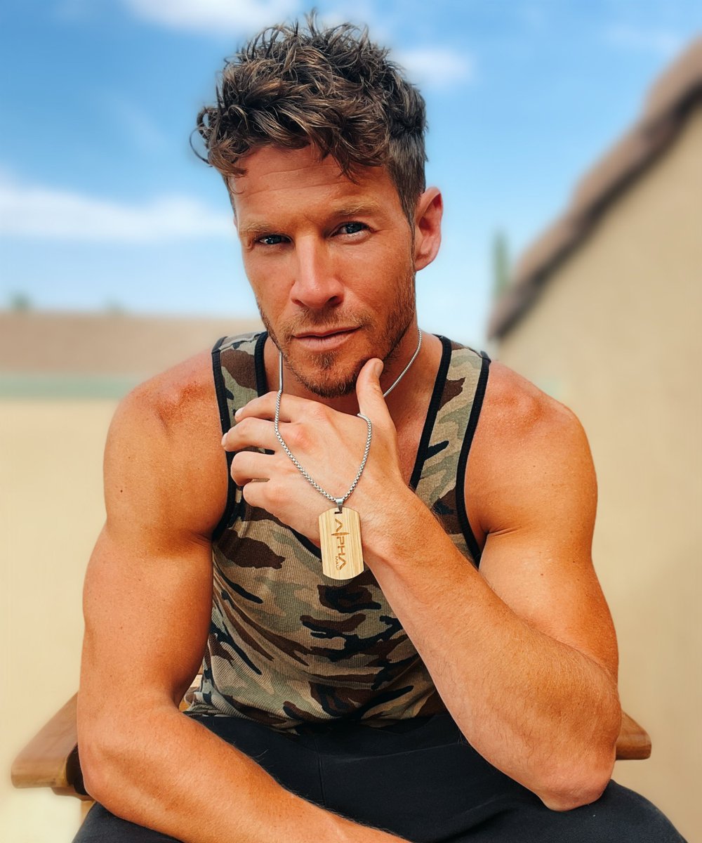 CollinsChadM's tweet photo. Alpha π€
@alphamaui
Who doesnβt love a bit of Hawaii? Aloha! https://t.co/y9Dv0uZkWt
